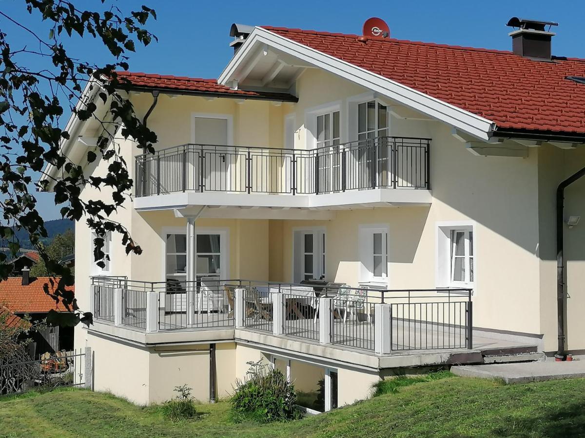 Wunderschoene Ferienwohnung Mit Seeblick Целль-ам-Мос Экстерьер фото